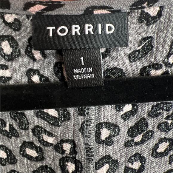 Torrid Fit And Flare Crinkle Gauze Top Size 1 - Picture 7 of 13